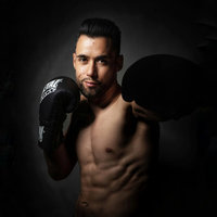 Multiple world champion of Kick Boxing and K-1 Light, I offer Kick boxing, K-1 and Muay Thai courses adapted to all levels and in different languages (Français, English, Español)