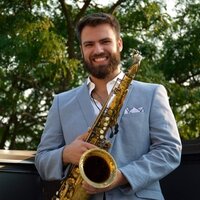 Professional Jazz Musician and Educator teaches Saxophone or Flute lessons remotely from Tallahassee